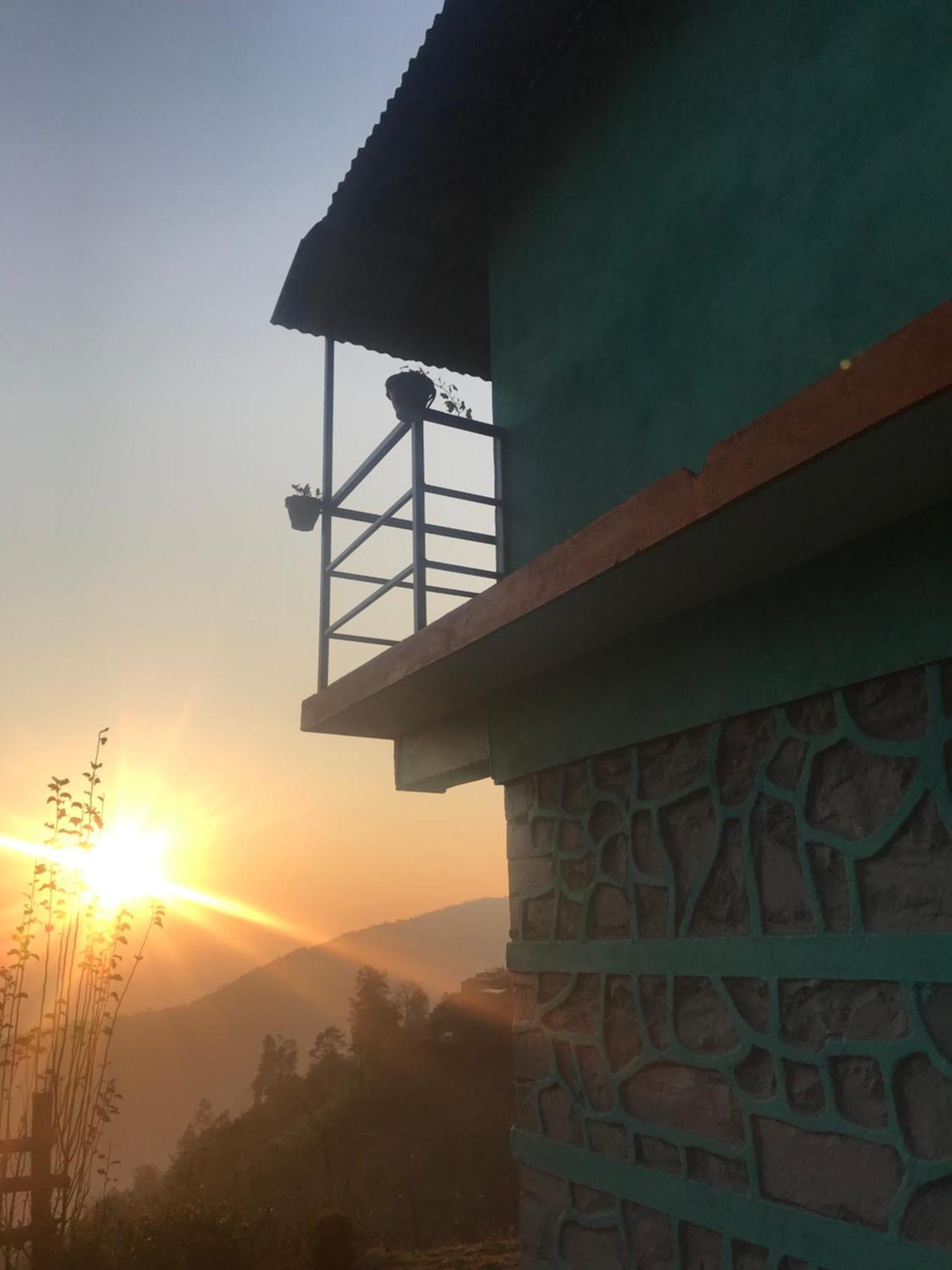 Sunrise Point Homestay Nagarkot Extérieur photo